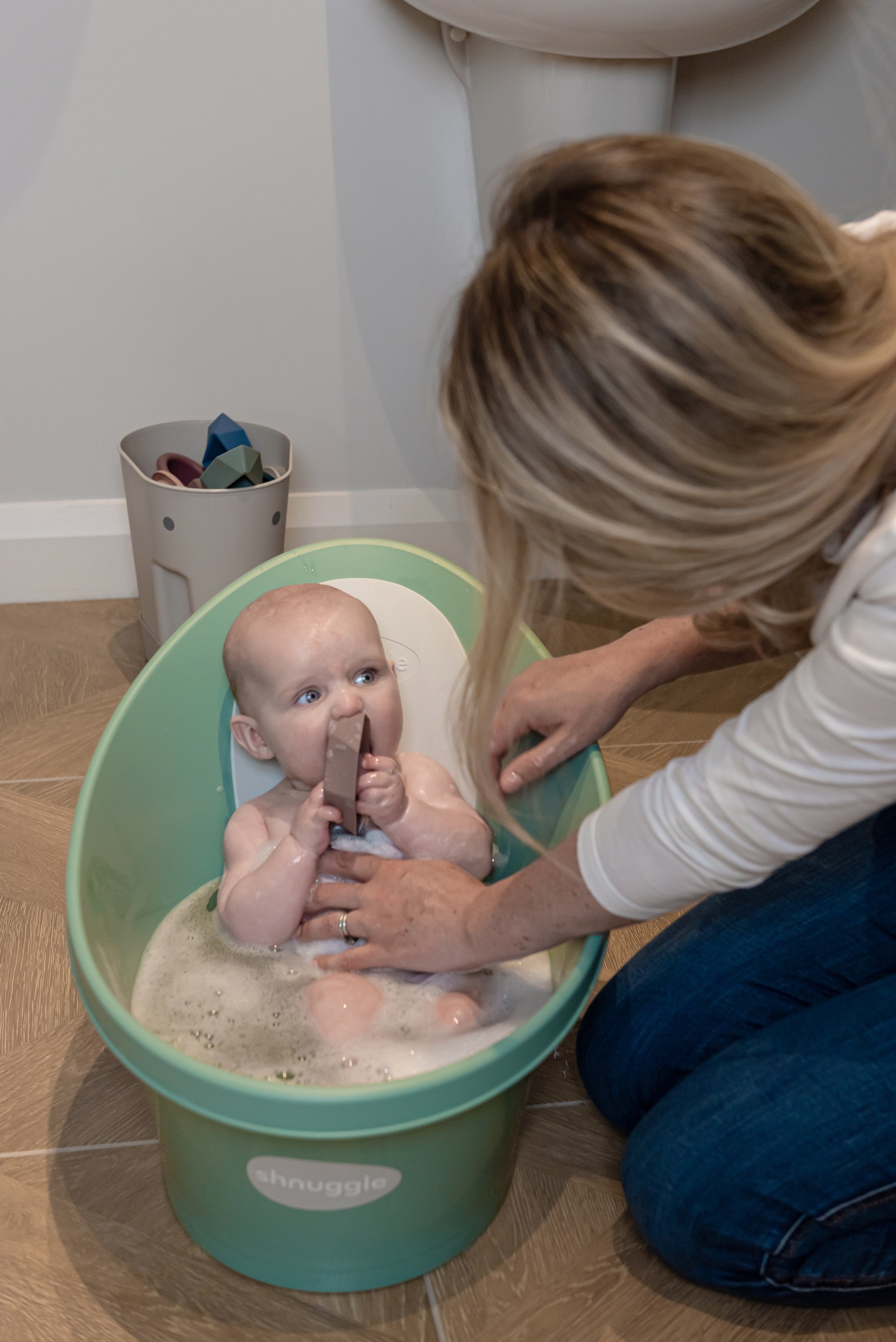Shnuggle - Baby Bath