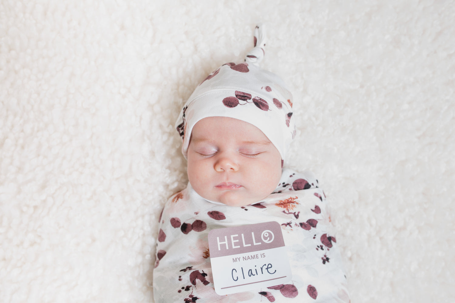 Lulujo Hello World Set (Bamboo Hat + Swaddle blanket)