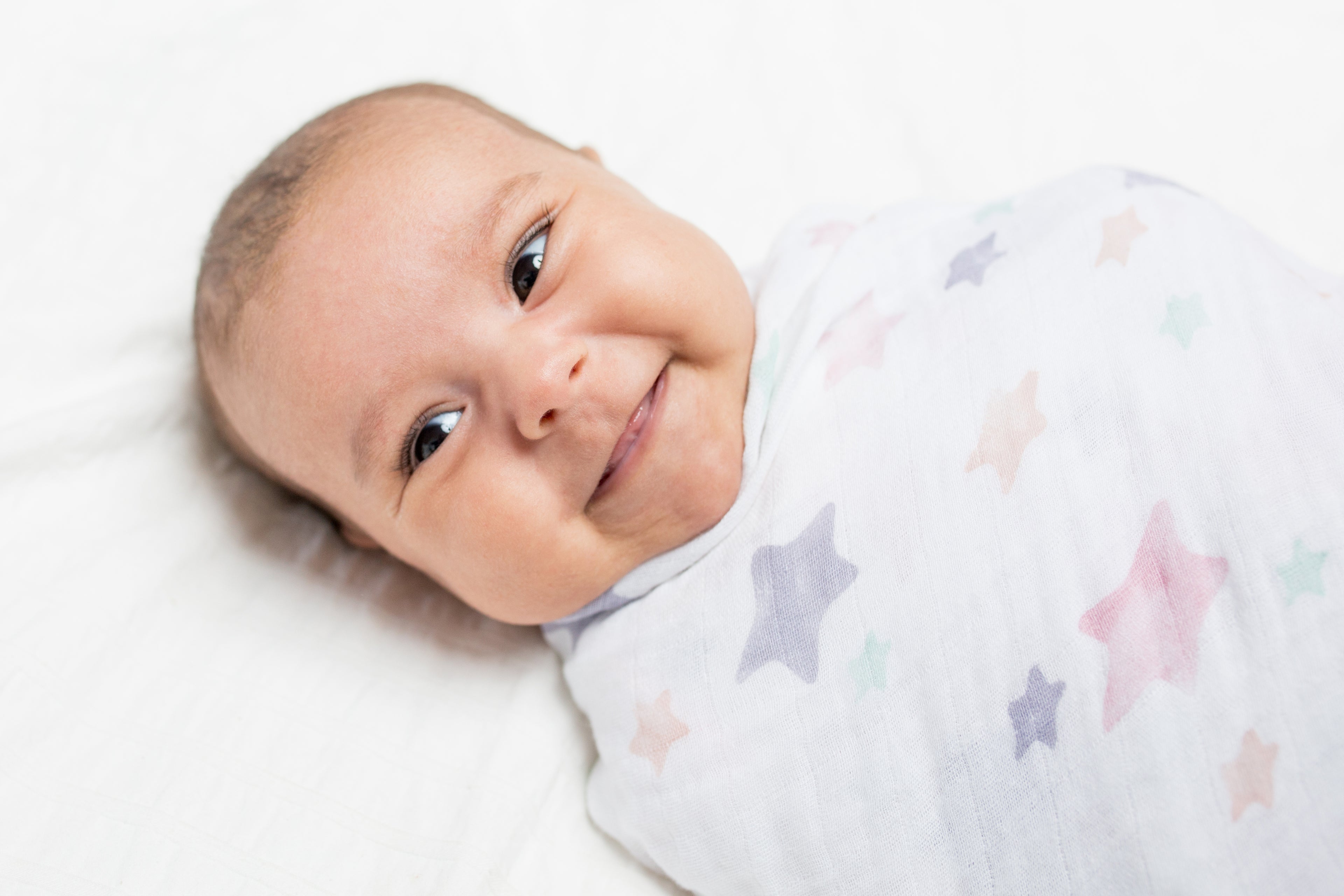 Lulujo Cotton Swaddle & Book Gift Set