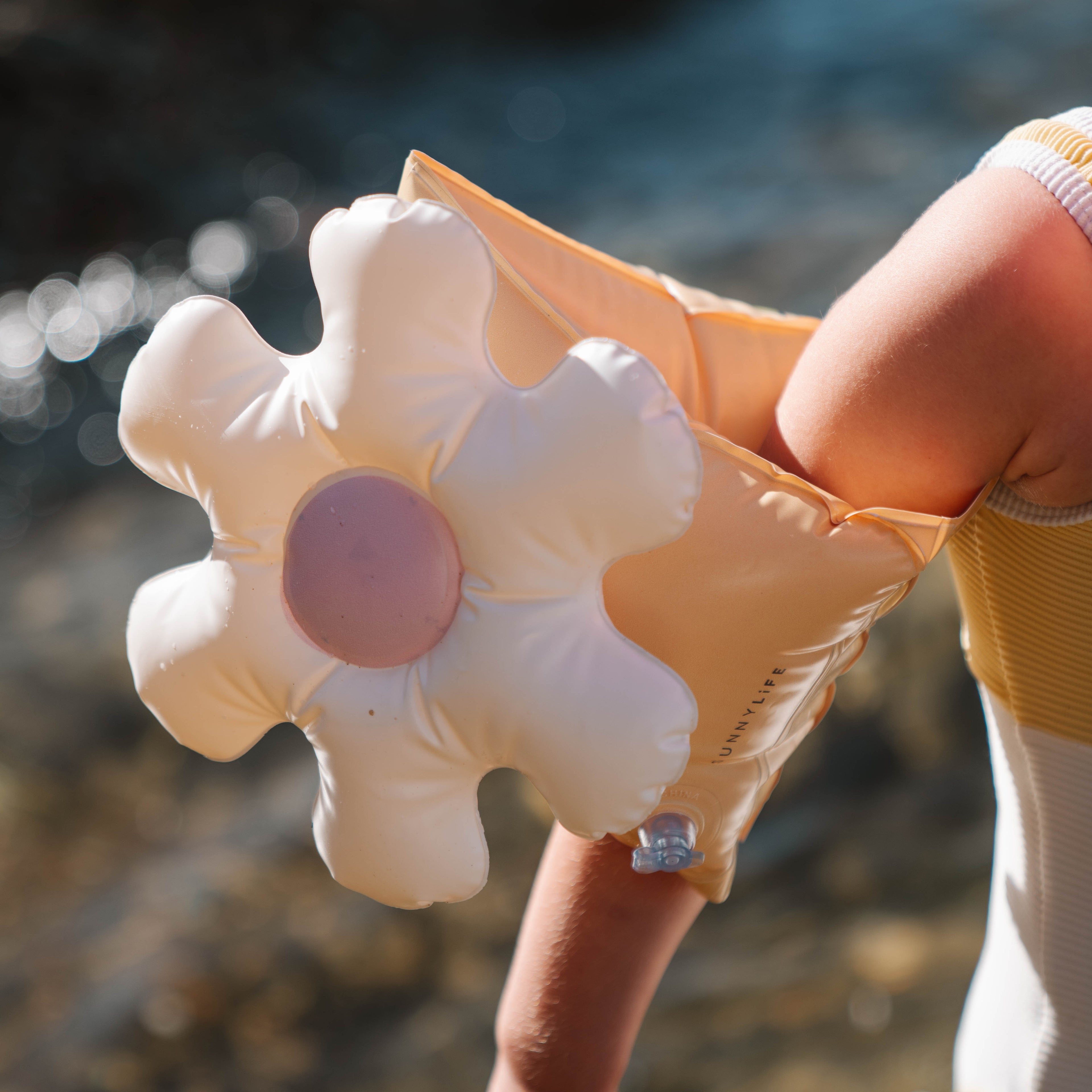 Sunnylife - Kids Inflatable Arm Bands Princess Swan