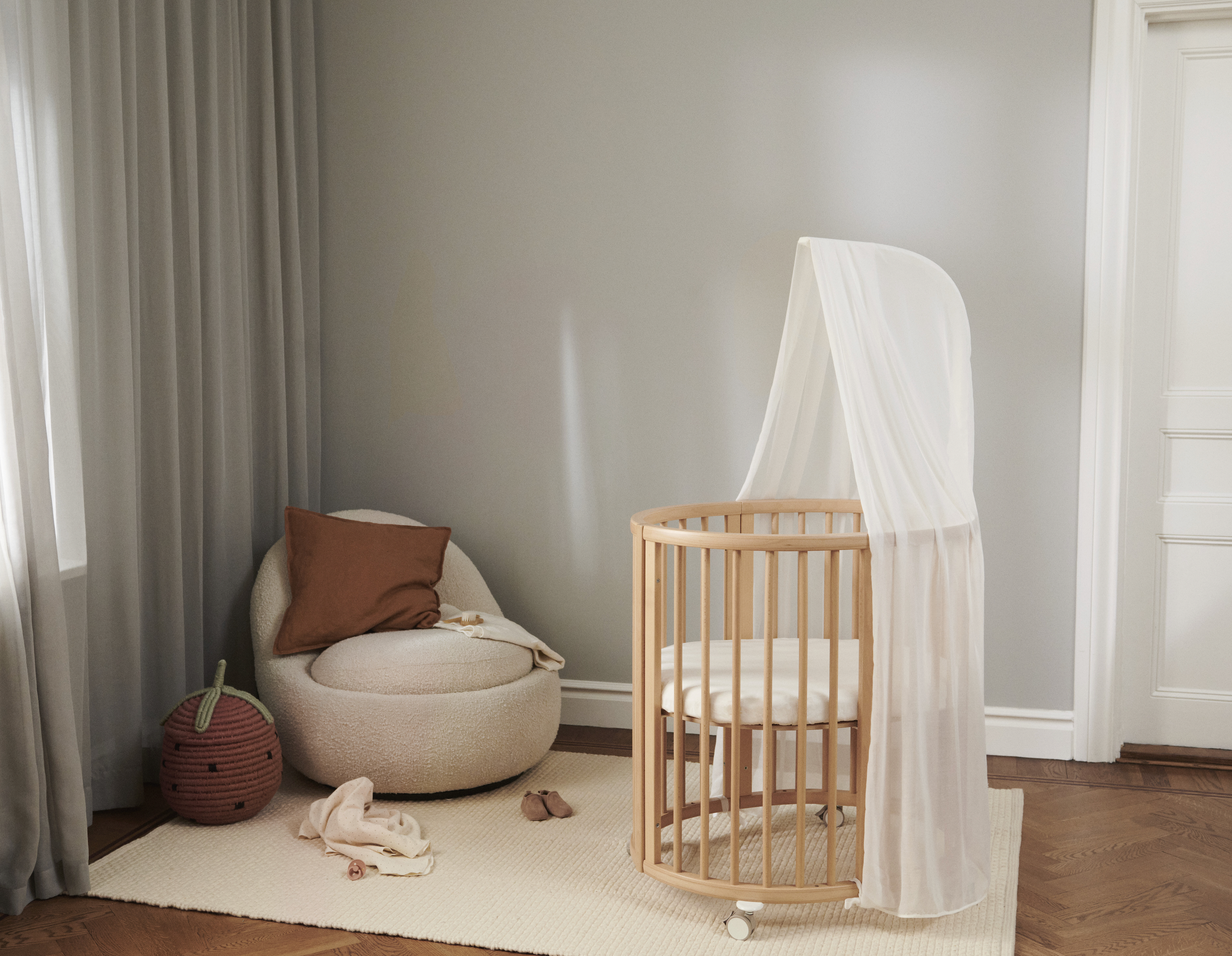 Top 10 Essential Items for Your Newborn’s Nursery