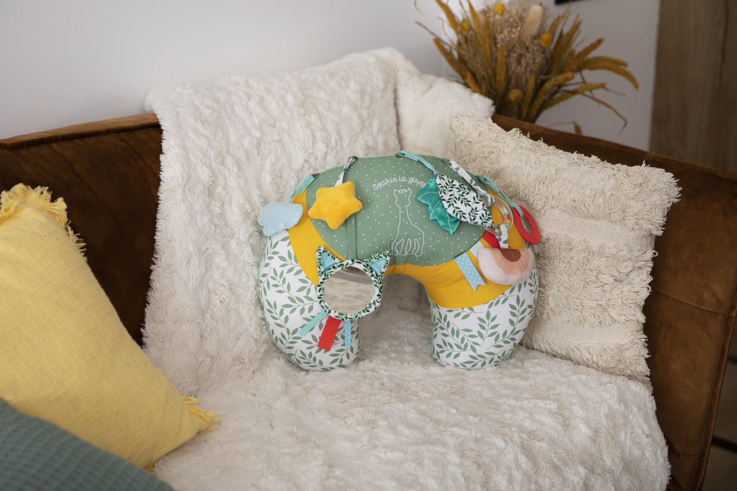 Sophie la girafe Il Etait Une Fois Cosy Play Cushion