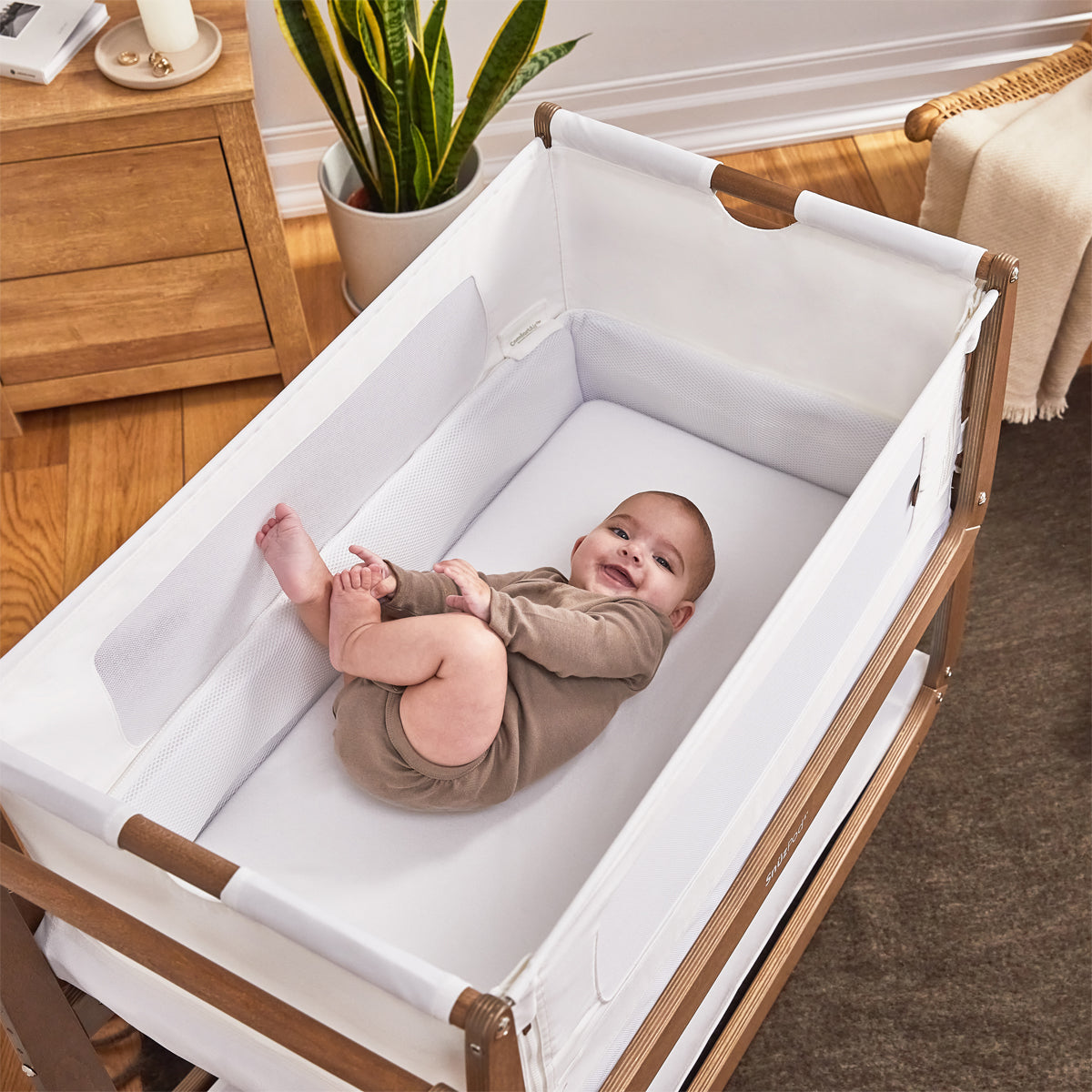 SnuzPod4  Bedside Crib The Natural Edit