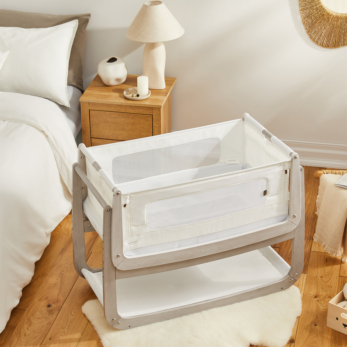 SnuzPod4  Bedside Crib The Natural Edit