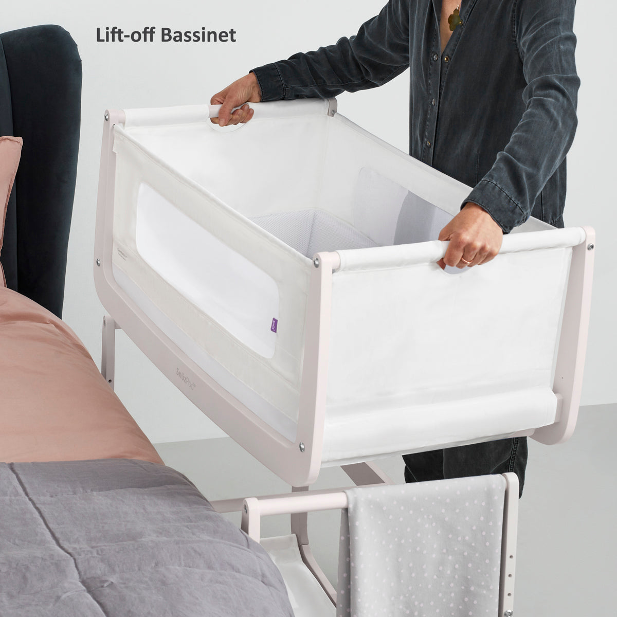 SnuzPod4 Bedside Crib