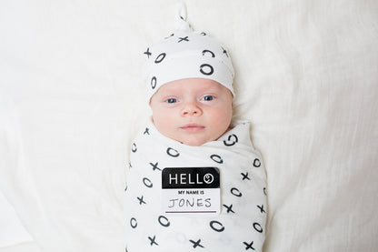 Lulujo Hello World Set (Bamboo Hat + Swaddle blanket)