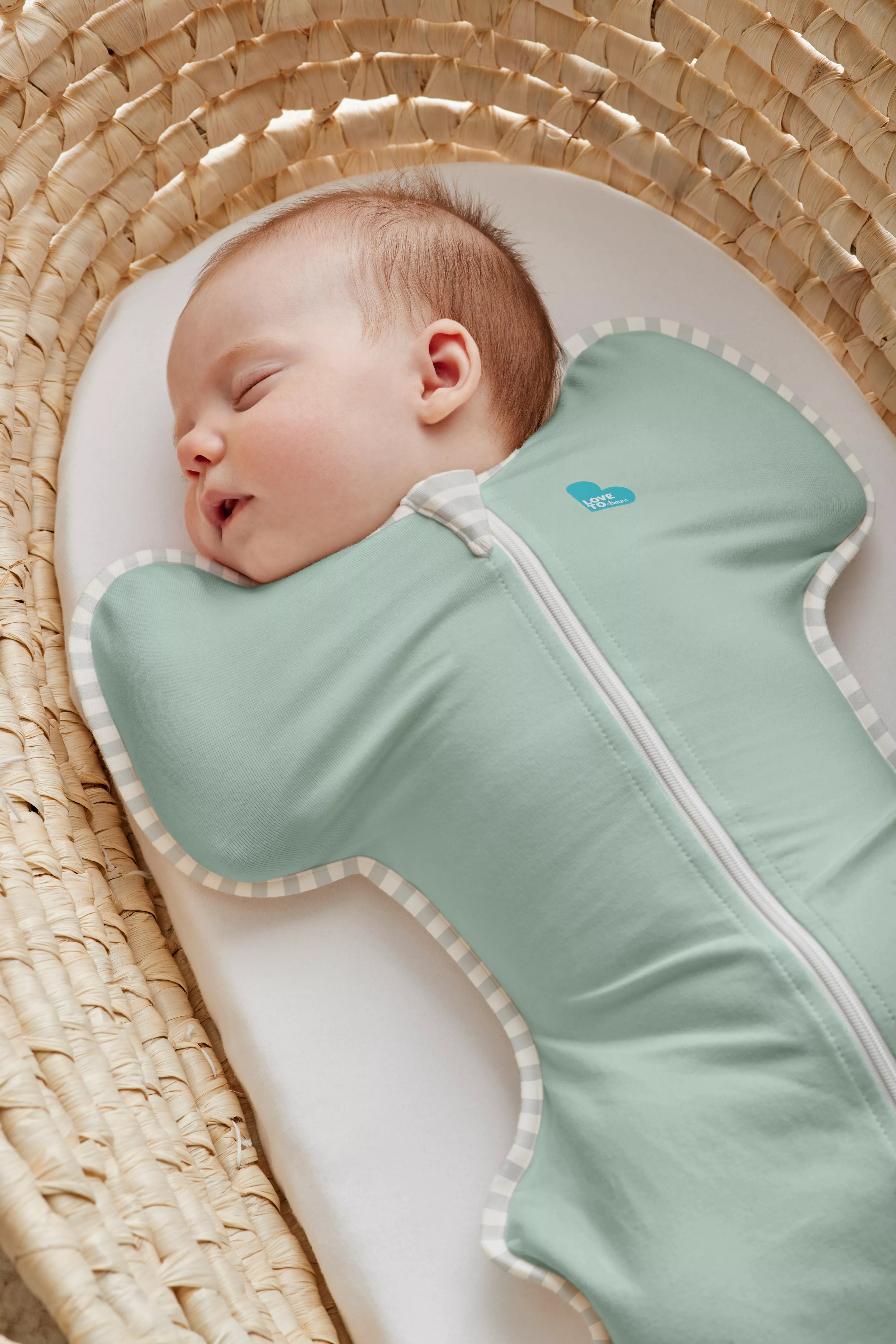 Love To Dream Swaddle UP LITE Olive