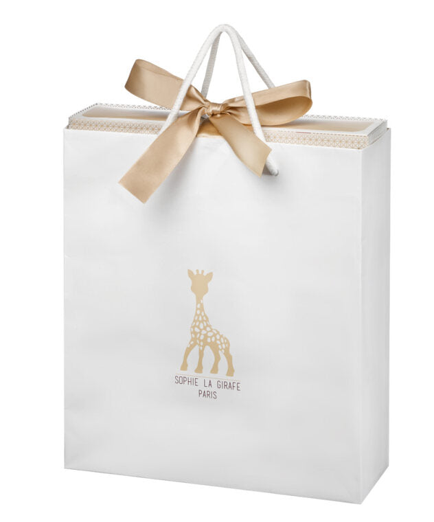 Soft and refined case for Sophie la girafe Sophiesticated Classical Composition 3 gift set.